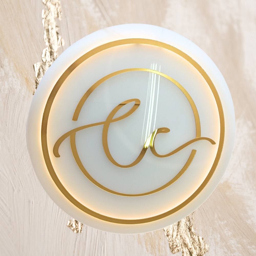 026 | Logo circular en acrílico 3mm con iluminación
