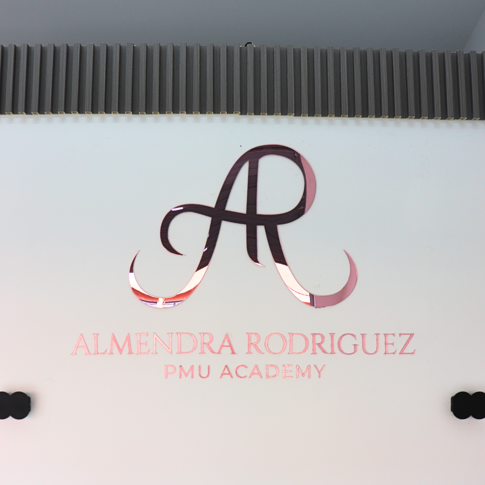 027 | Logo en acrílico 3mm