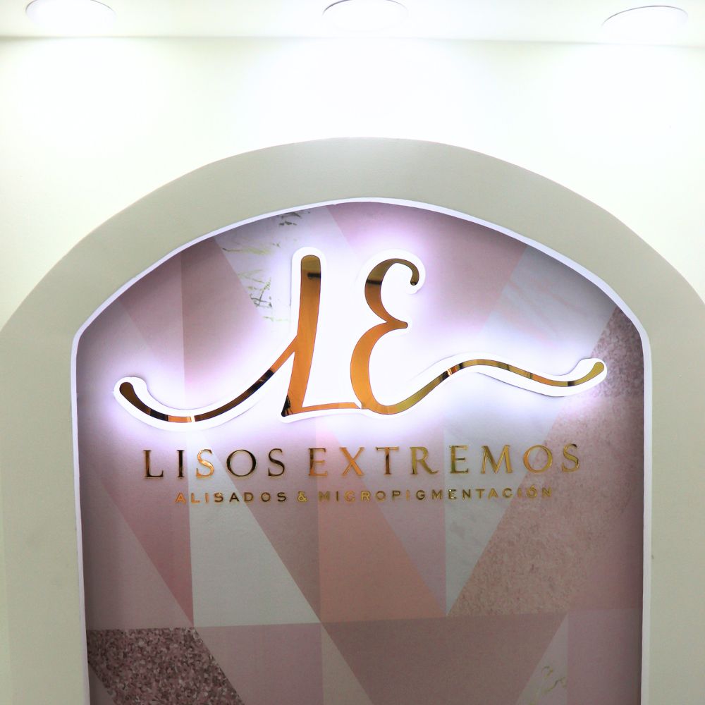031 | Logo en acrílico 3D con iluminación