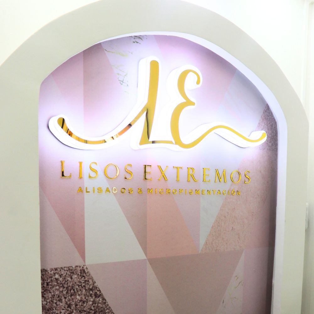 031 | Logo en acrílico 3D con iluminación