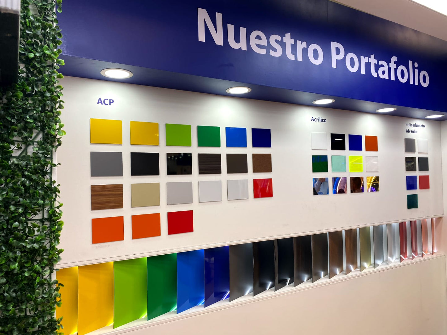 018 | Aviso Luminoso en ALUCOBOND de 5 x 1.2mt