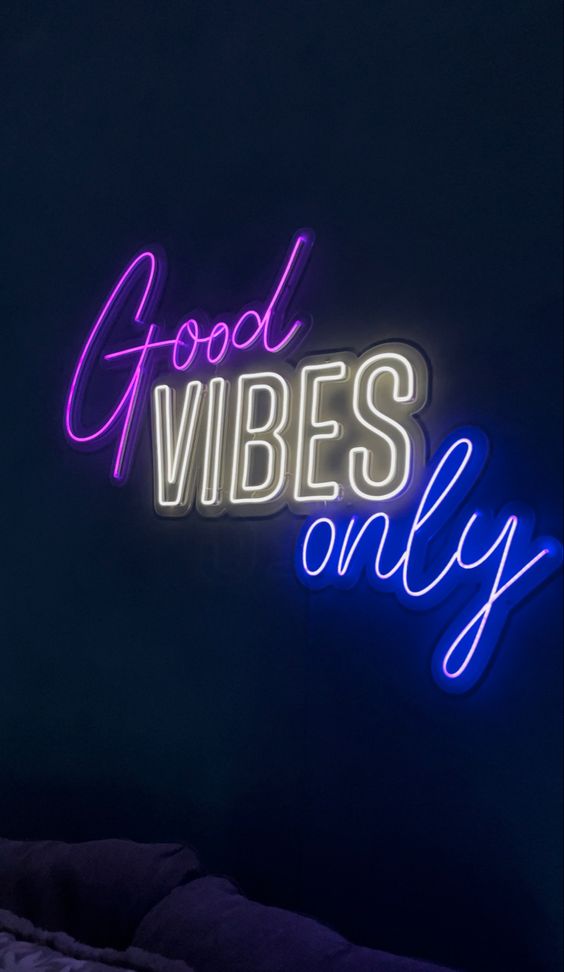065 | Neón Good Vibes Only doble