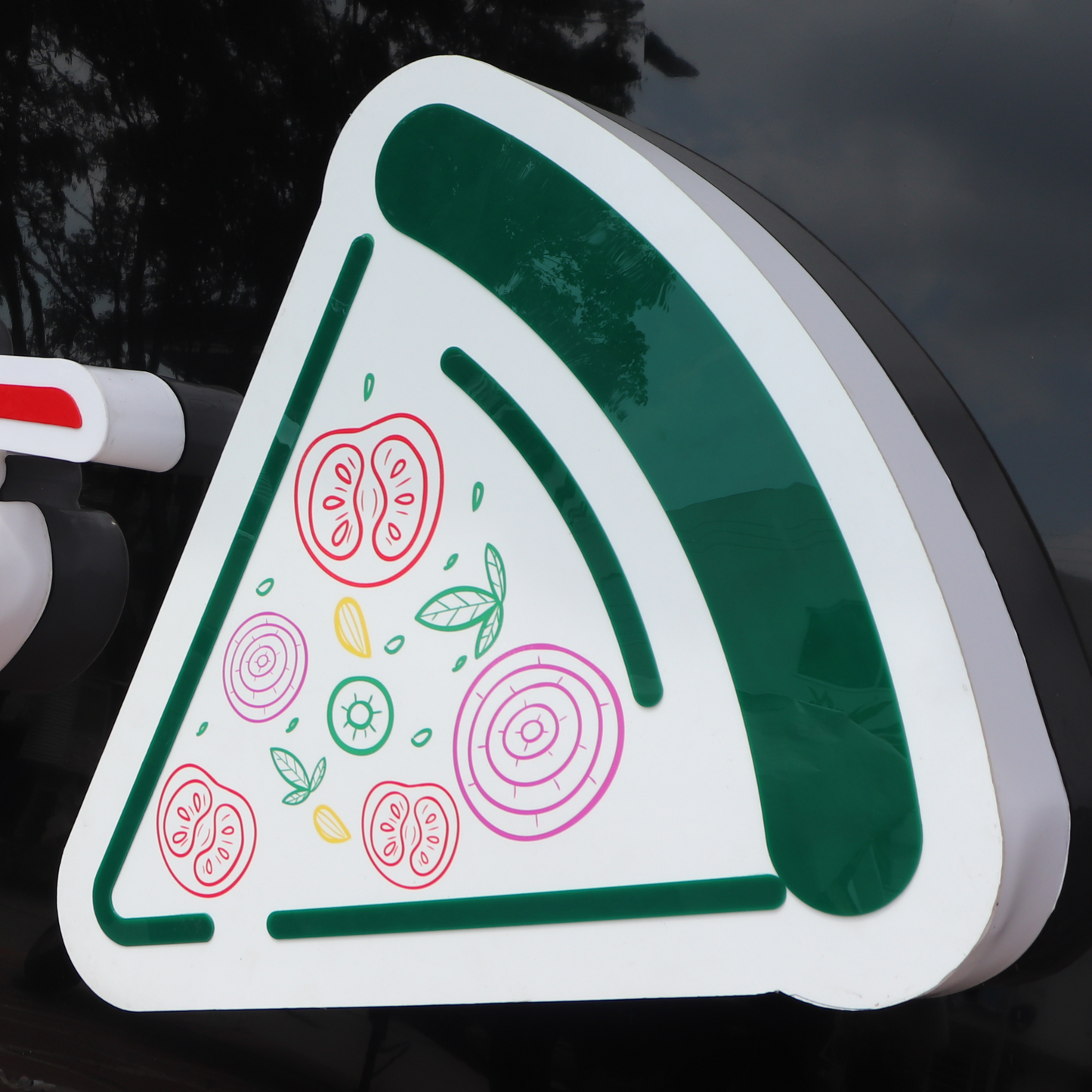 017 | Aviso Luminoso en ALUCOBOND de 3 x 1mt